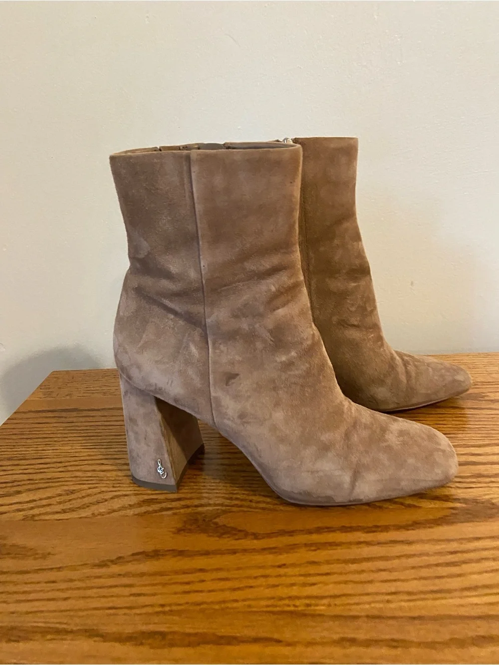 Sam Edelman Taupe tan CODIE 7 W Wide Suede Block Heel Booties soft chunk square
